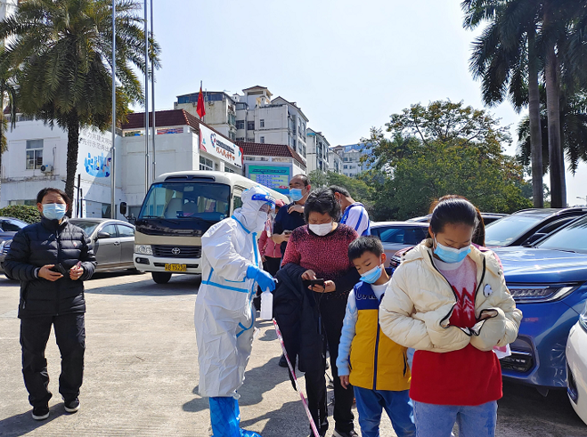 深圳龙岗：战疫一线闪耀文明之光7.png